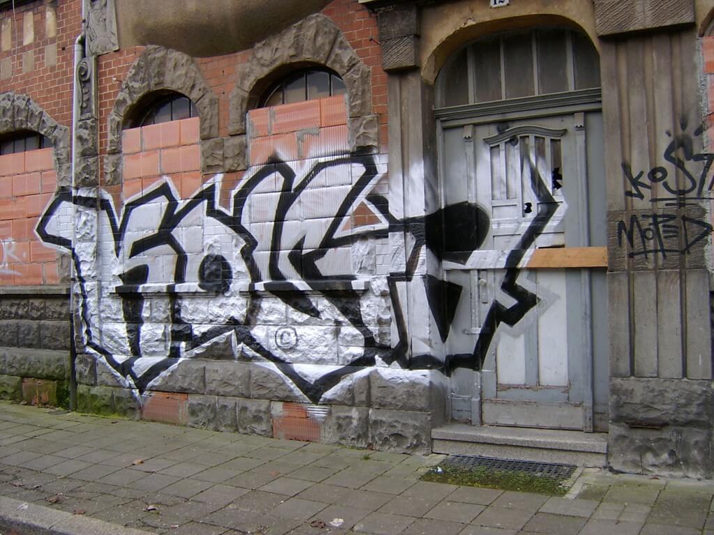 Graffiti Bombing Erfurt - Max Kosta 2009